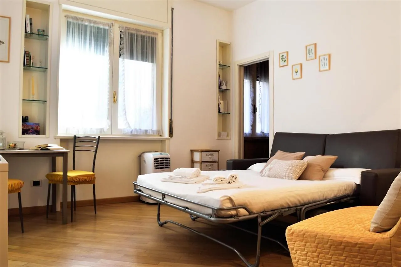 Martesana Studio Flat Close To Yellow Metro ミラノ イタリア